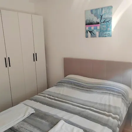 For Vrnjacka Banja Apartment Vrnjci